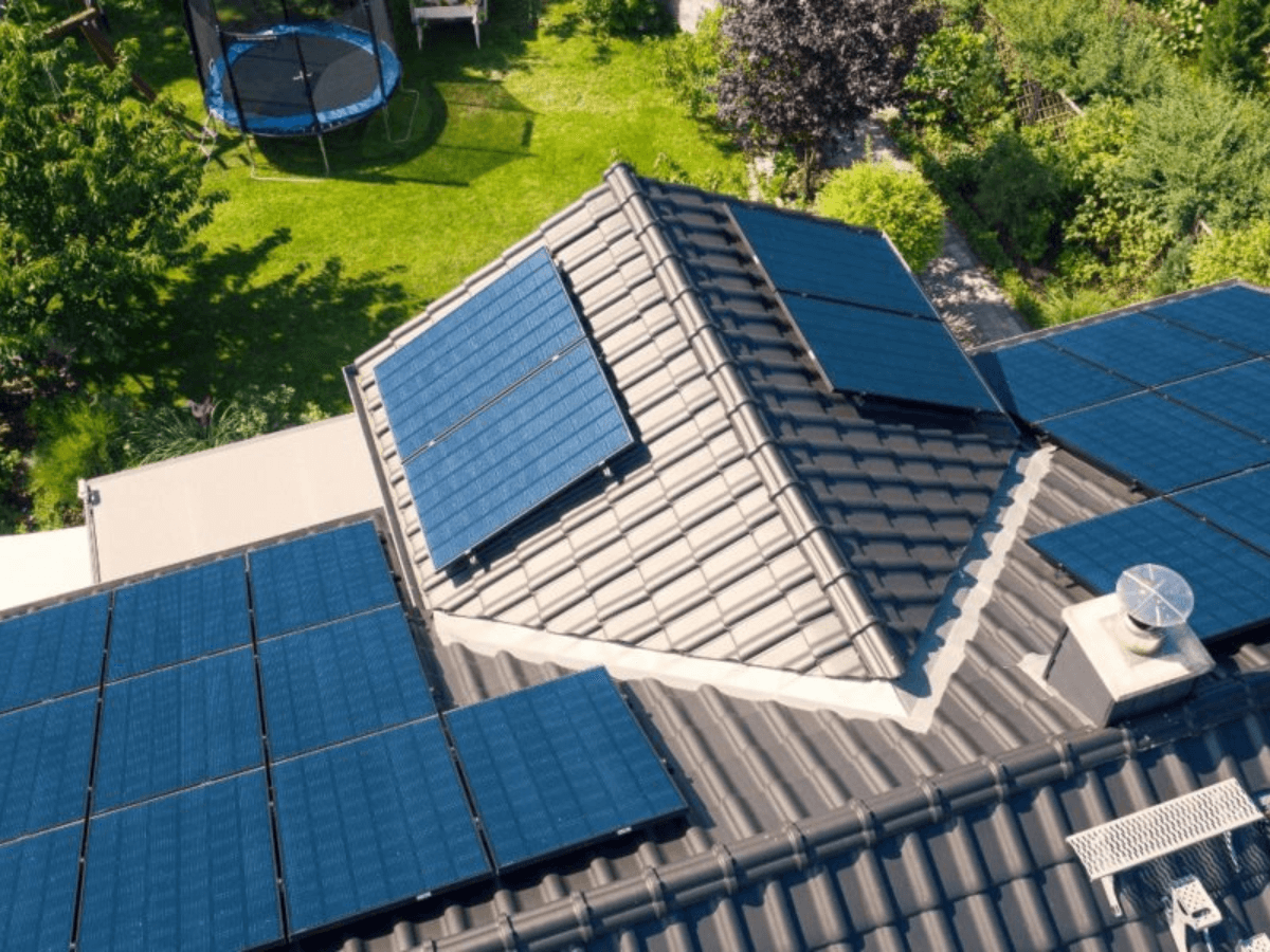 How To Save Money With Solar Battery Storage